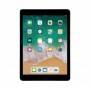 IPad de Apple restaurado 5 9.7 pulgadas 32GB Wi-Fi SOLO Space Gray Bundle: vidrio templado preinstalado, caja, cargador